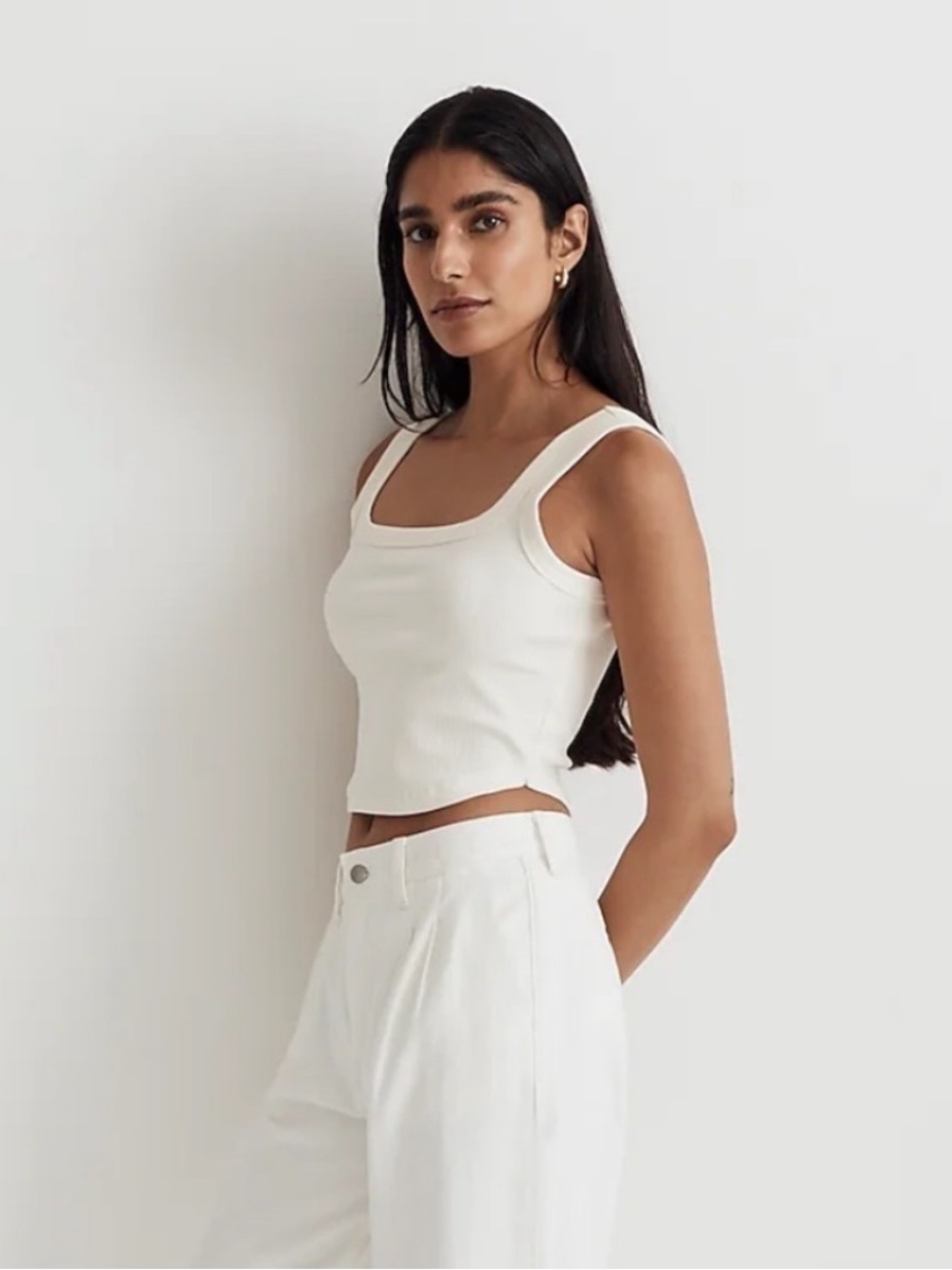 Madewell Tailored Crop Tank in Sleekhold
Lighthouse White - Picture 7 of 8